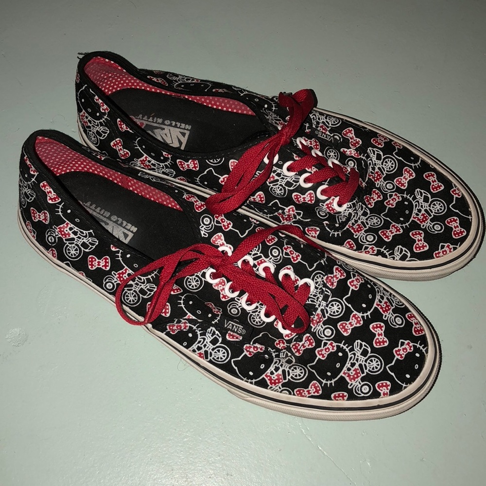 Hello Kitty Vans